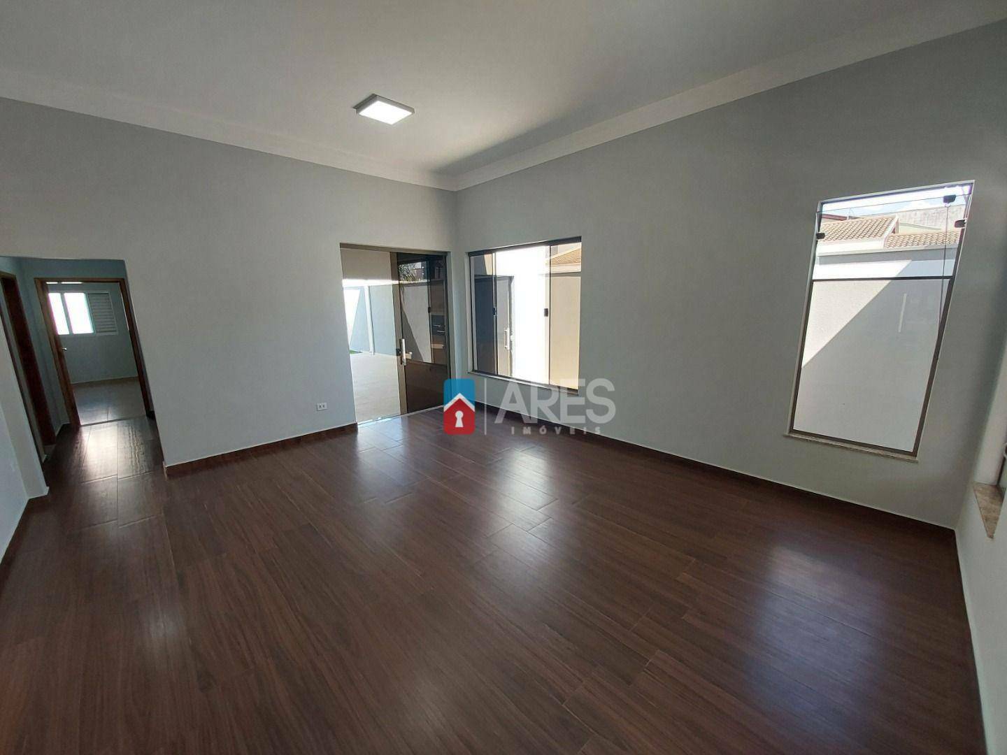 Casa à venda com 3 quartos, 160m² - Foto 4