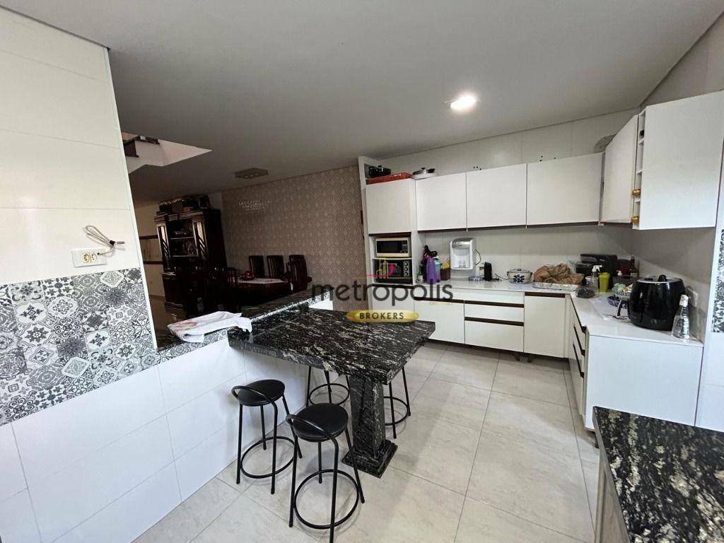 Sobrado à venda com 3 quartos, 196m² - Foto 4