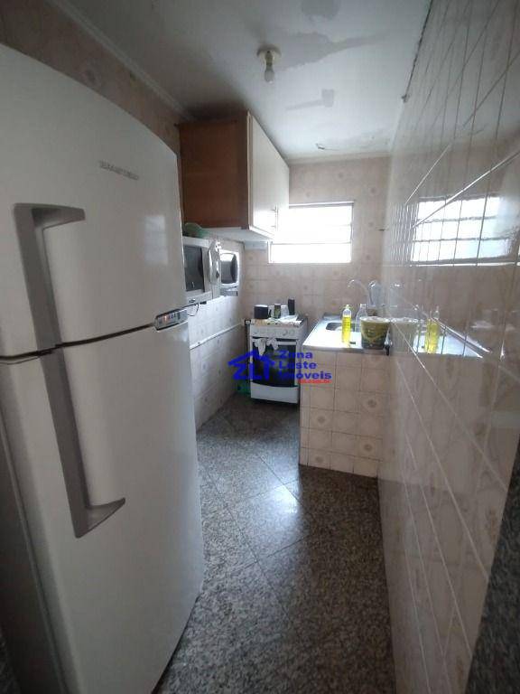 Apartamento para alugar com 2 quartos, 60m² - Foto 6