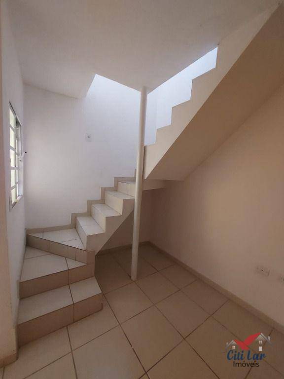 Sobrado para alugar com 2 quartos, 63m² - Foto 11