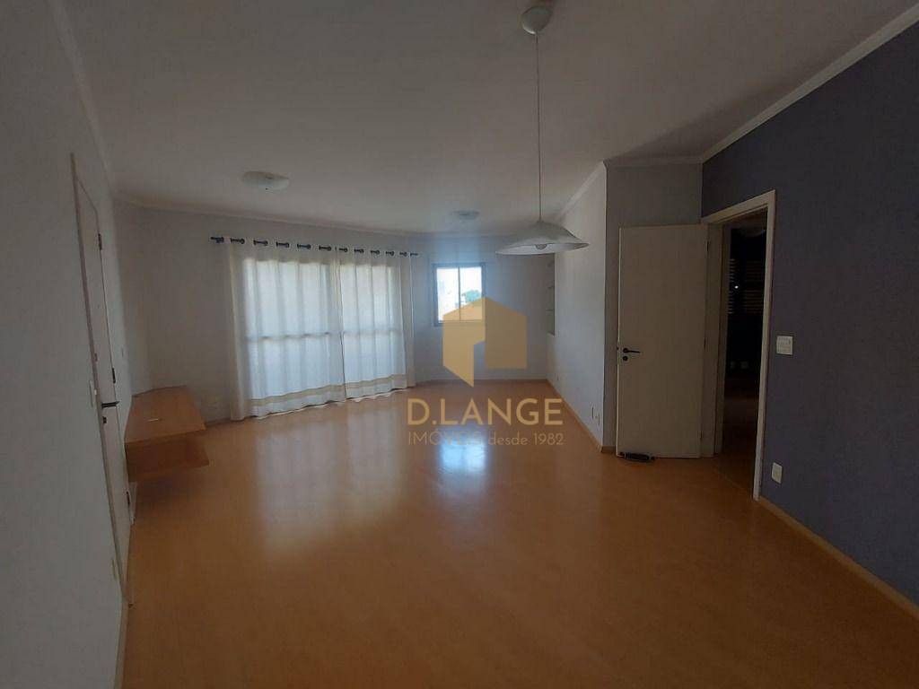 Apartamento à venda com 3 quartos, 96m² - Foto 2