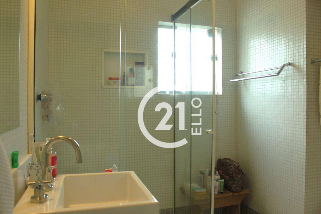 Apartamento à venda com 2 quartos, 75m² - Foto 13