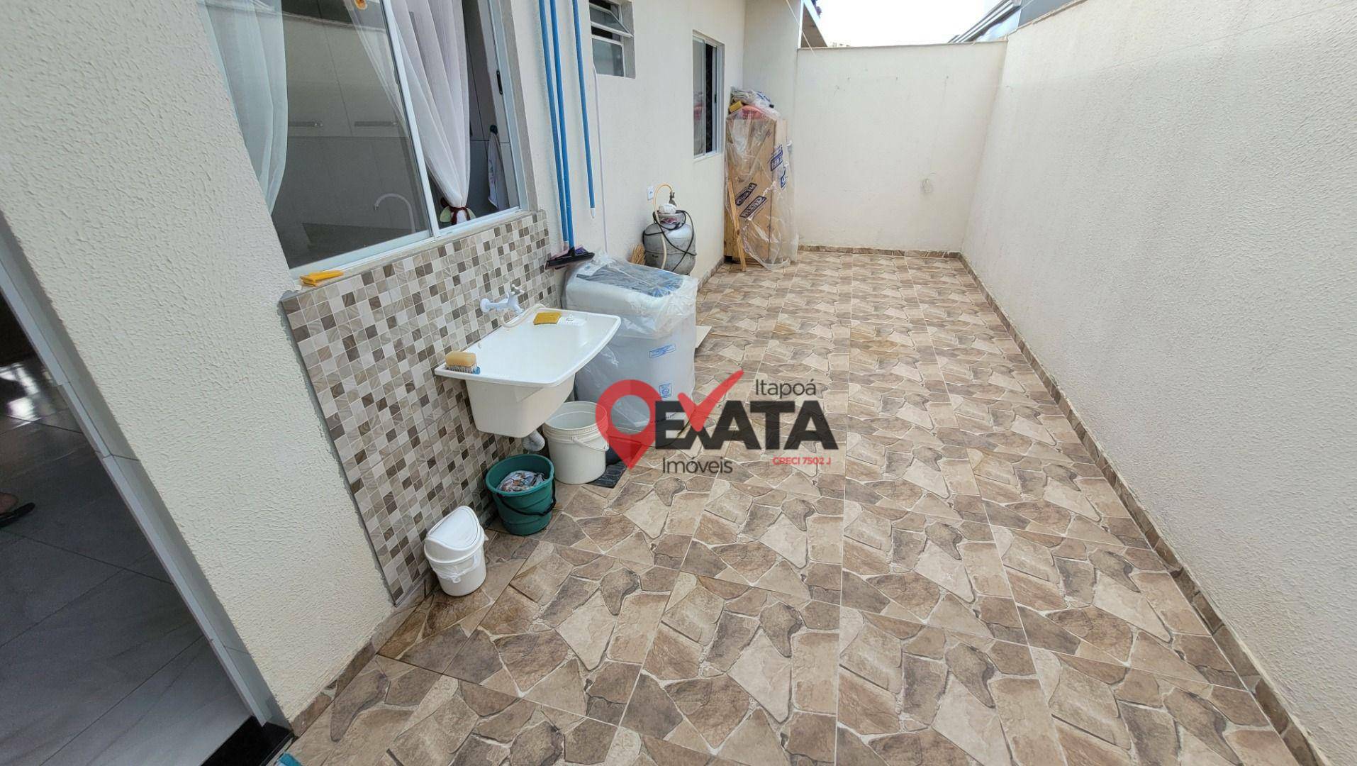 Casa à venda com 2 quartos, 55m² - Foto 8