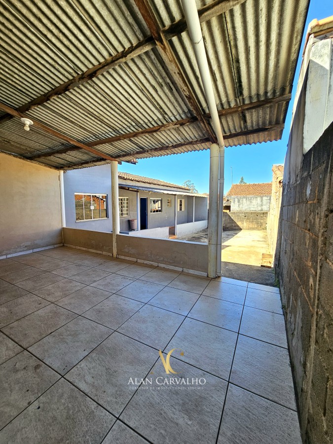 Casa à venda com 5 quartos, 300m² - Foto 16