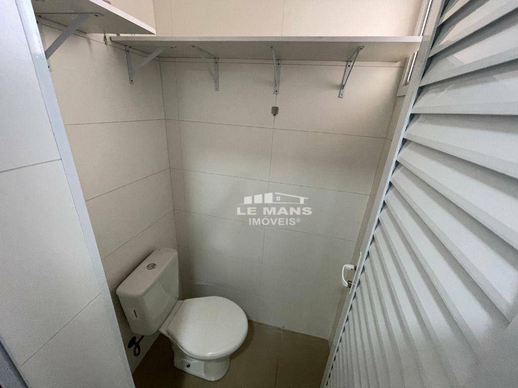 Apartamento para alugar com 3 quartos, 116m² - Foto 8