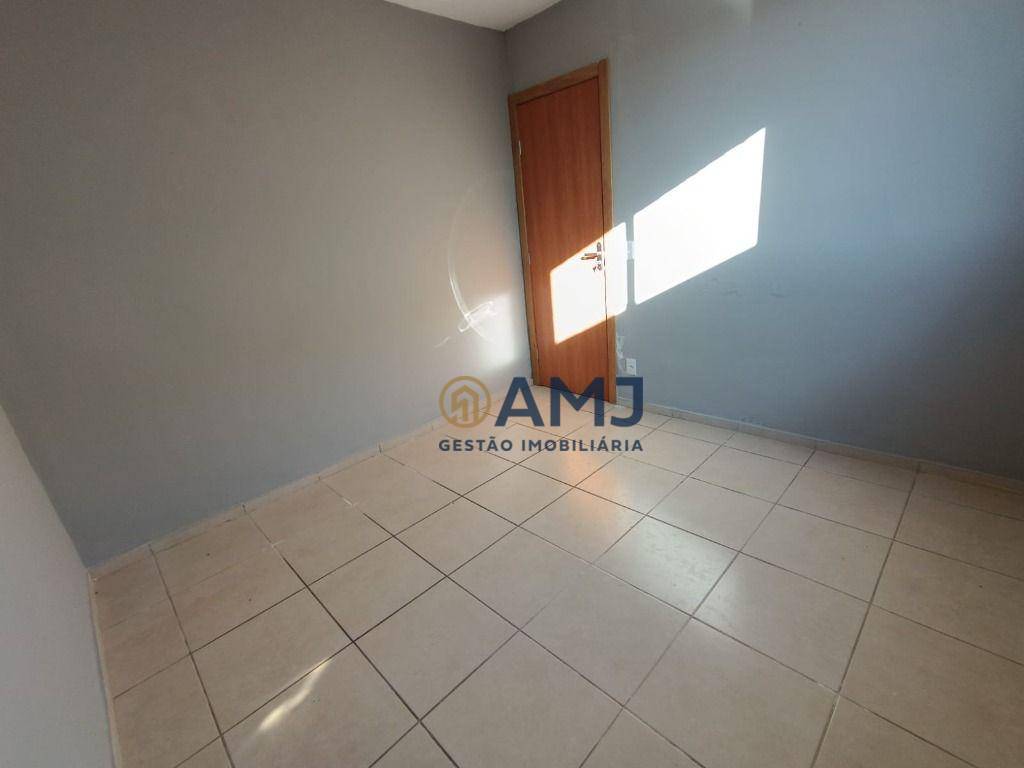 Apartamento à venda com 2 quartos, 44m² - Foto 14