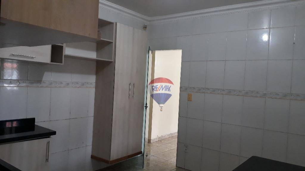 Casa de Condomínio à venda com 3 quartos, 140m² - Foto 6