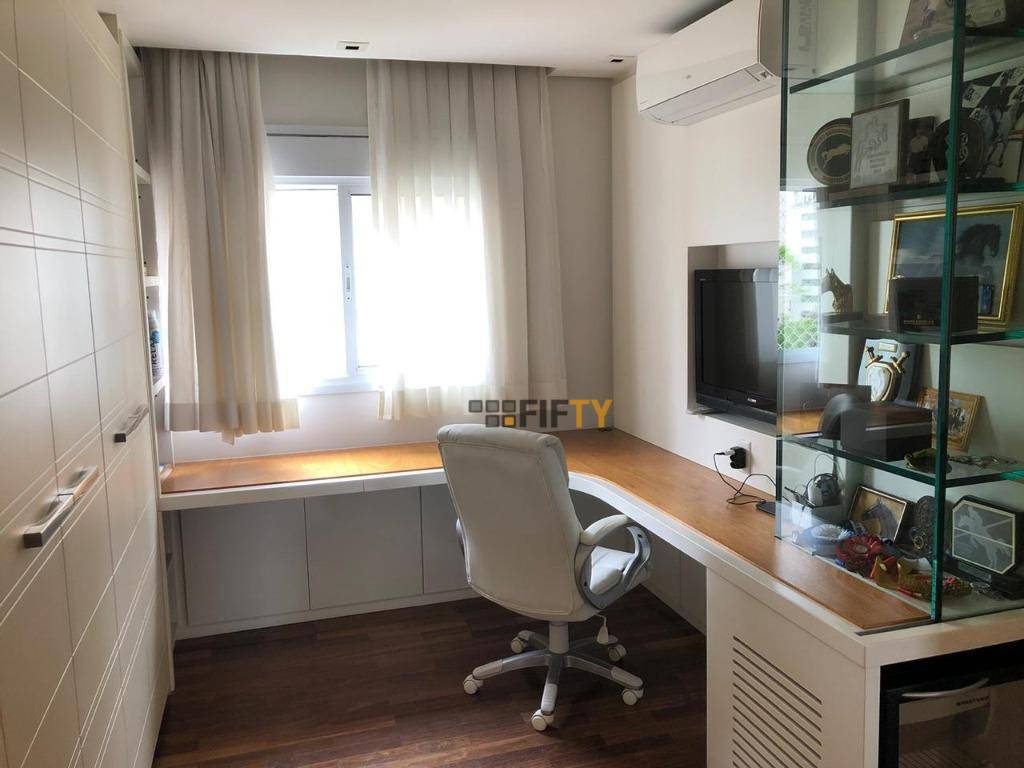 Apartamento à venda com 2 quartos, 214m² - Foto 14