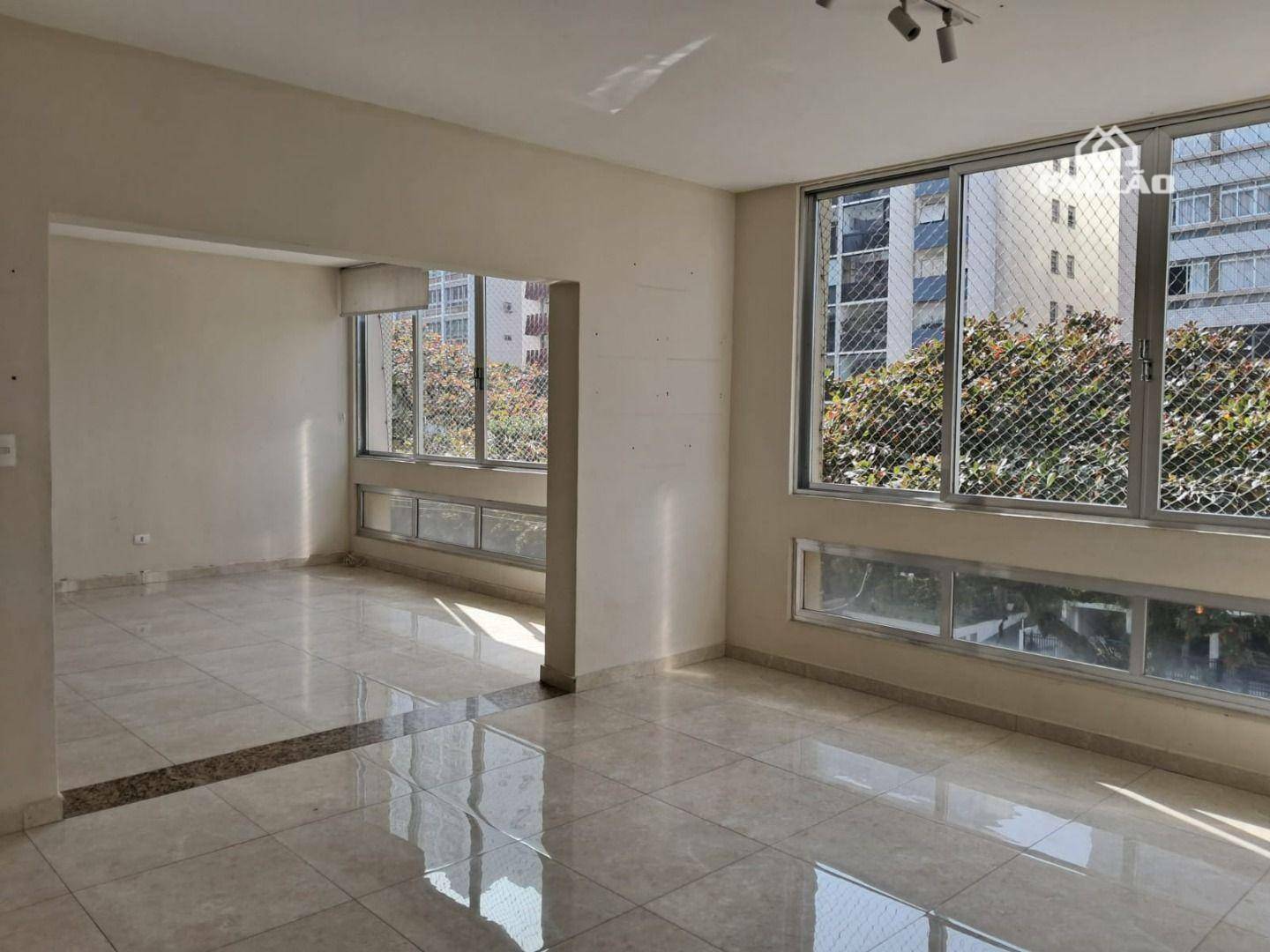 Apartamento à venda e aluguel com 4 quartos, 300m² - Foto 1