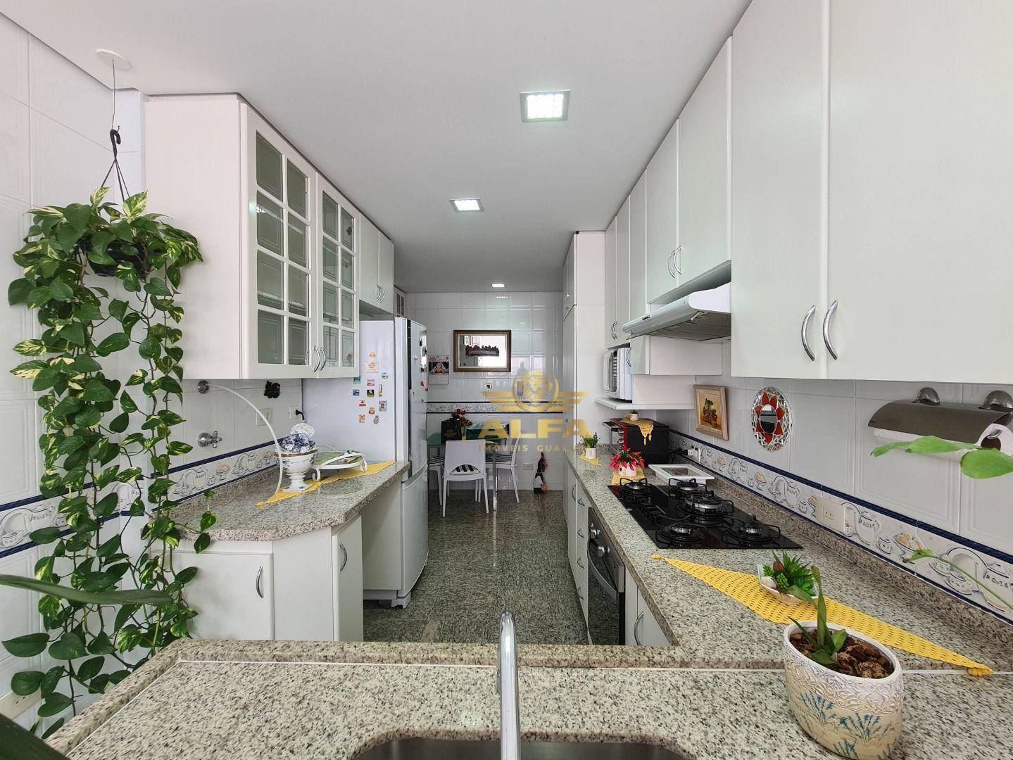 Apartamento à venda com 3 quartos, 130m² - Foto 28