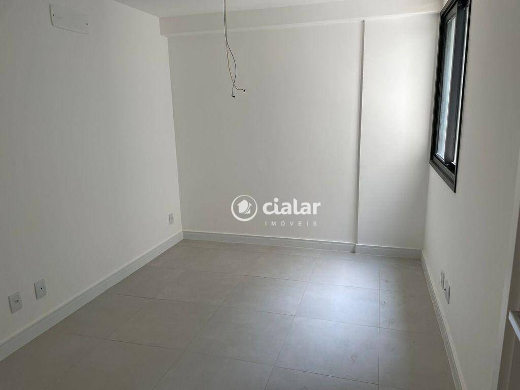 Apartamento à venda com 2 quartos, 181m² - Foto 9