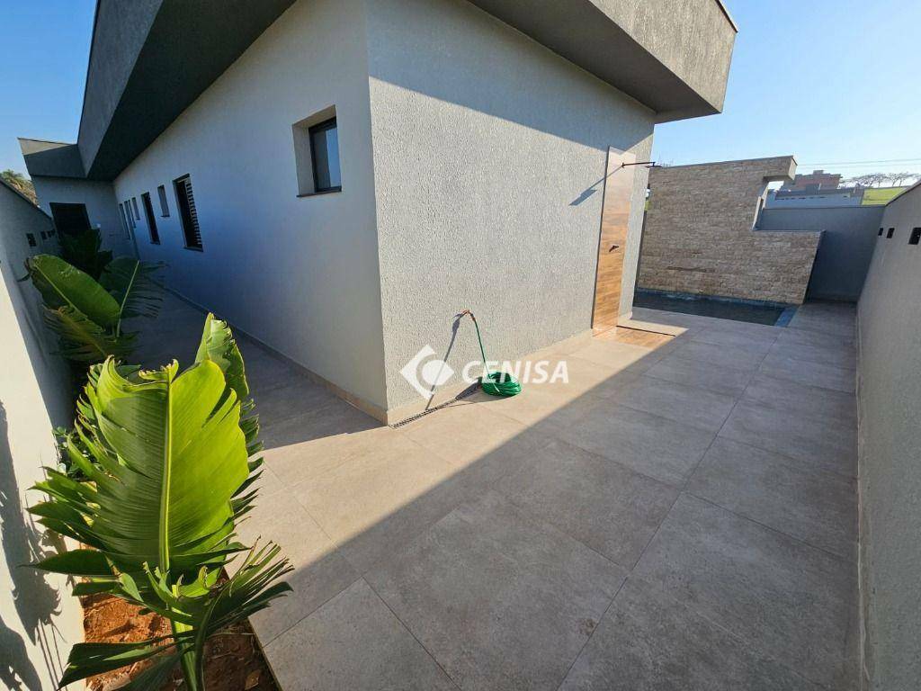 Casa de Condomínio à venda com 3 quartos, 225m² - Foto 21