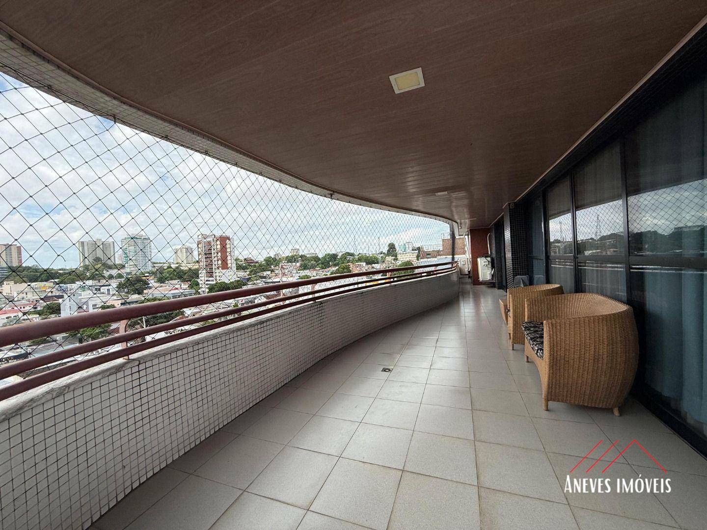 Apartamento à venda com 3 quartos, 221m² - Foto 23