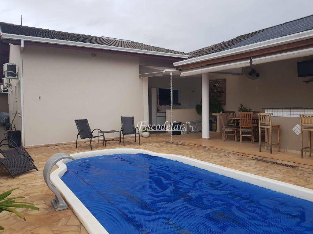 Casa de Condomínio à venda com 3 quartos, 182m² - Foto 1