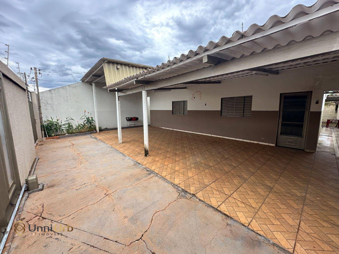 Casa, 2 quartos, 161 m² - Foto 1