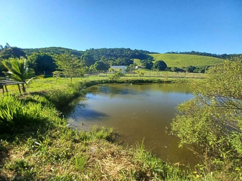 Sítio à venda com 2 quartos, 21000m² - Foto 1