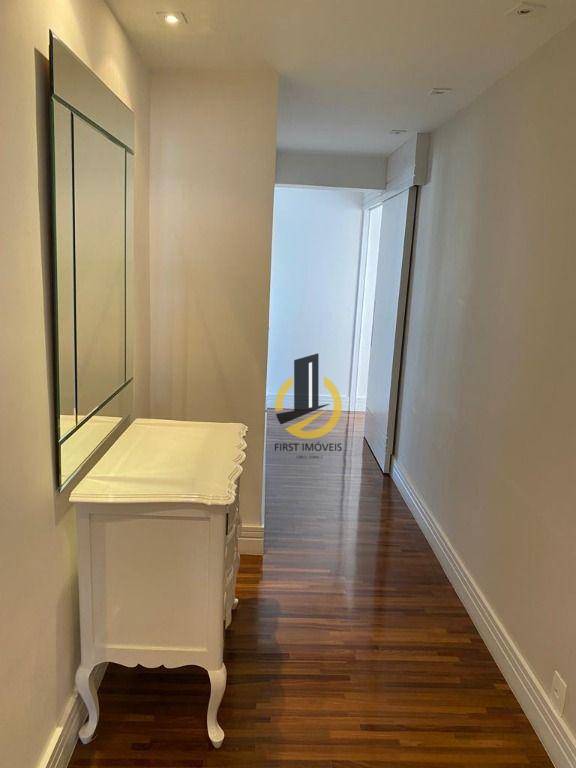 Apartamento à venda com 3 quartos, 213m² - Foto 17