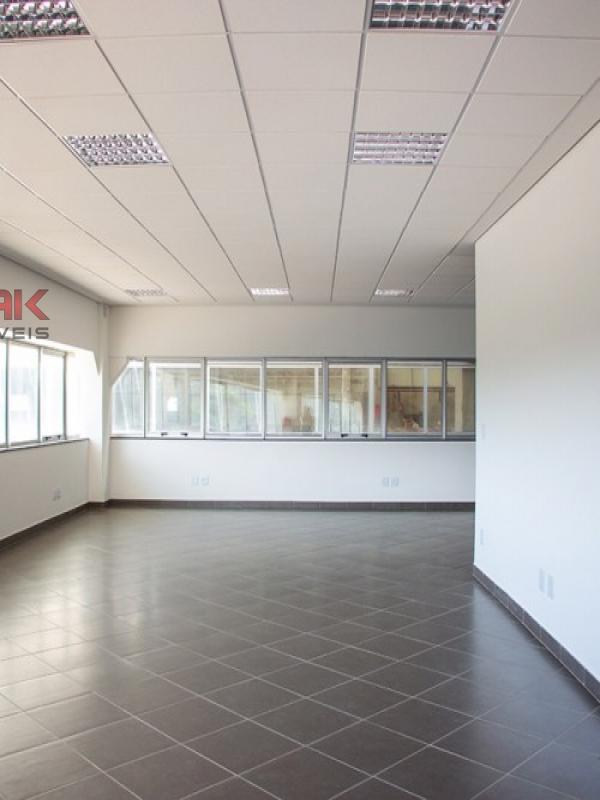 Prédio Inteiro para alugar, 331m² - Foto 3