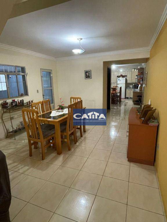 Sobrado à venda com 3 quartos, 227m² - Foto 3