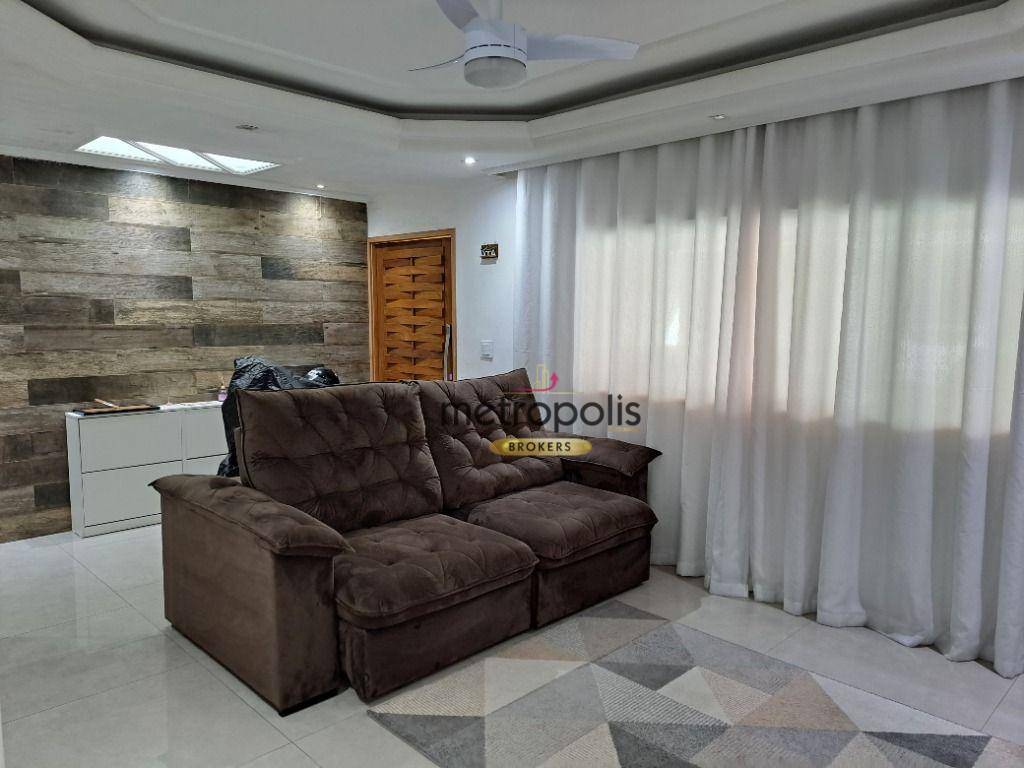 Sobrado à venda com 3 quartos, 250m² - Foto 2