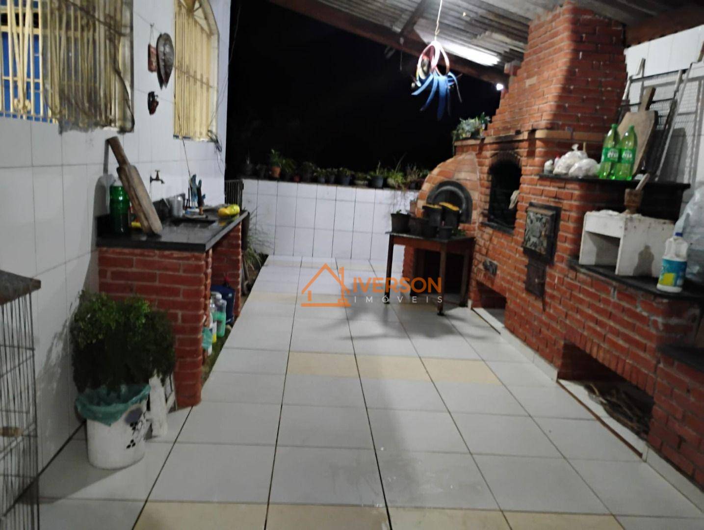 Chácara à venda com 2 quartos, 200m² - Foto 21