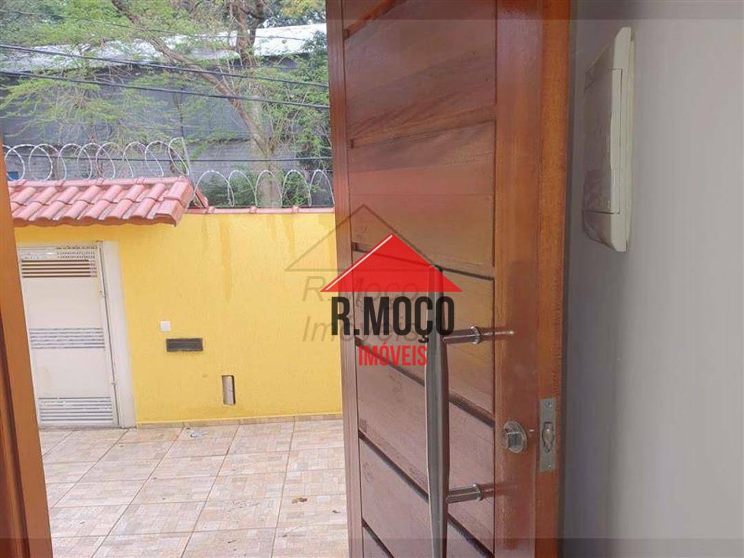 Sobrado à venda com 3 quartos, 100m² - Foto 1