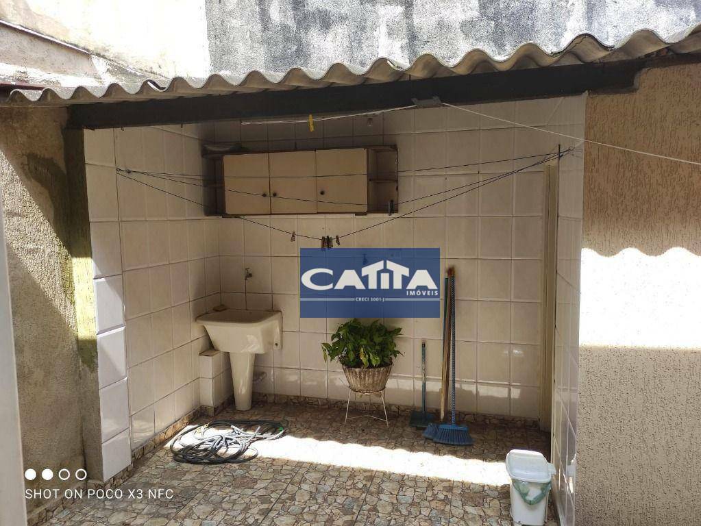 Casa à venda com 2 quartos, 58m² - Foto 16