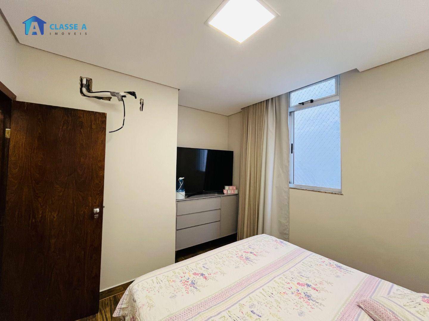 Apartamento à venda com 3 quartos, 130m² - Foto 9