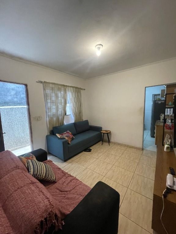 Casa à venda com 2 quartos, 100m² - Foto 3