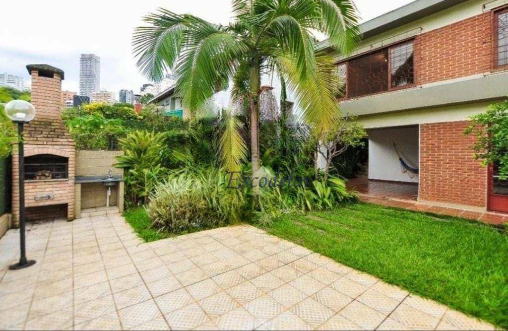 Casa à venda com 4 quartos, 305m² - Foto 2