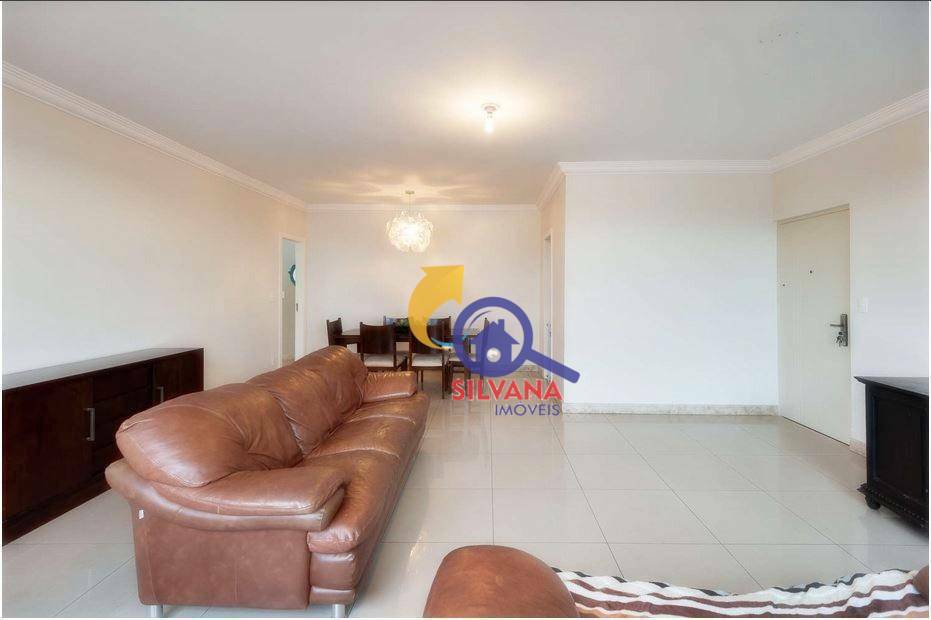 Apartamento à venda com 3 quartos, 170m² - Foto 2