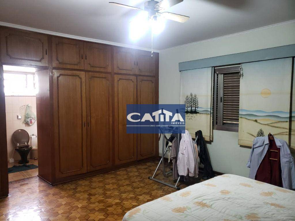 Sobrado à venda com 3 quartos, 236m² - Foto 4