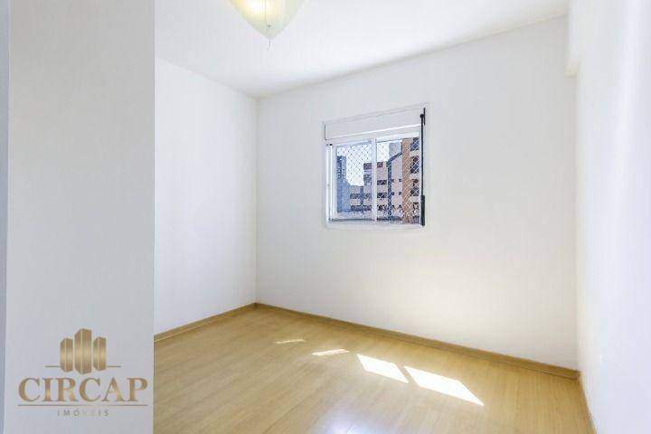 Apartamento à venda com 3 quartos, 130m² - Foto 11