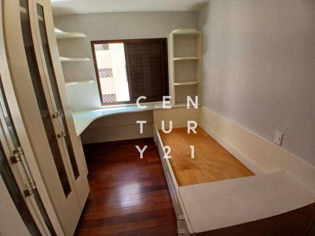 Apartamento para alugar com 3 quartos, 119m² - Foto 24