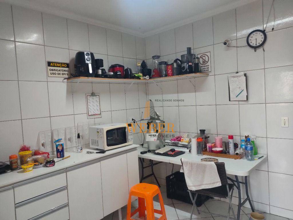 Sobrado à venda com 2 quartos, 100m² - Foto 26