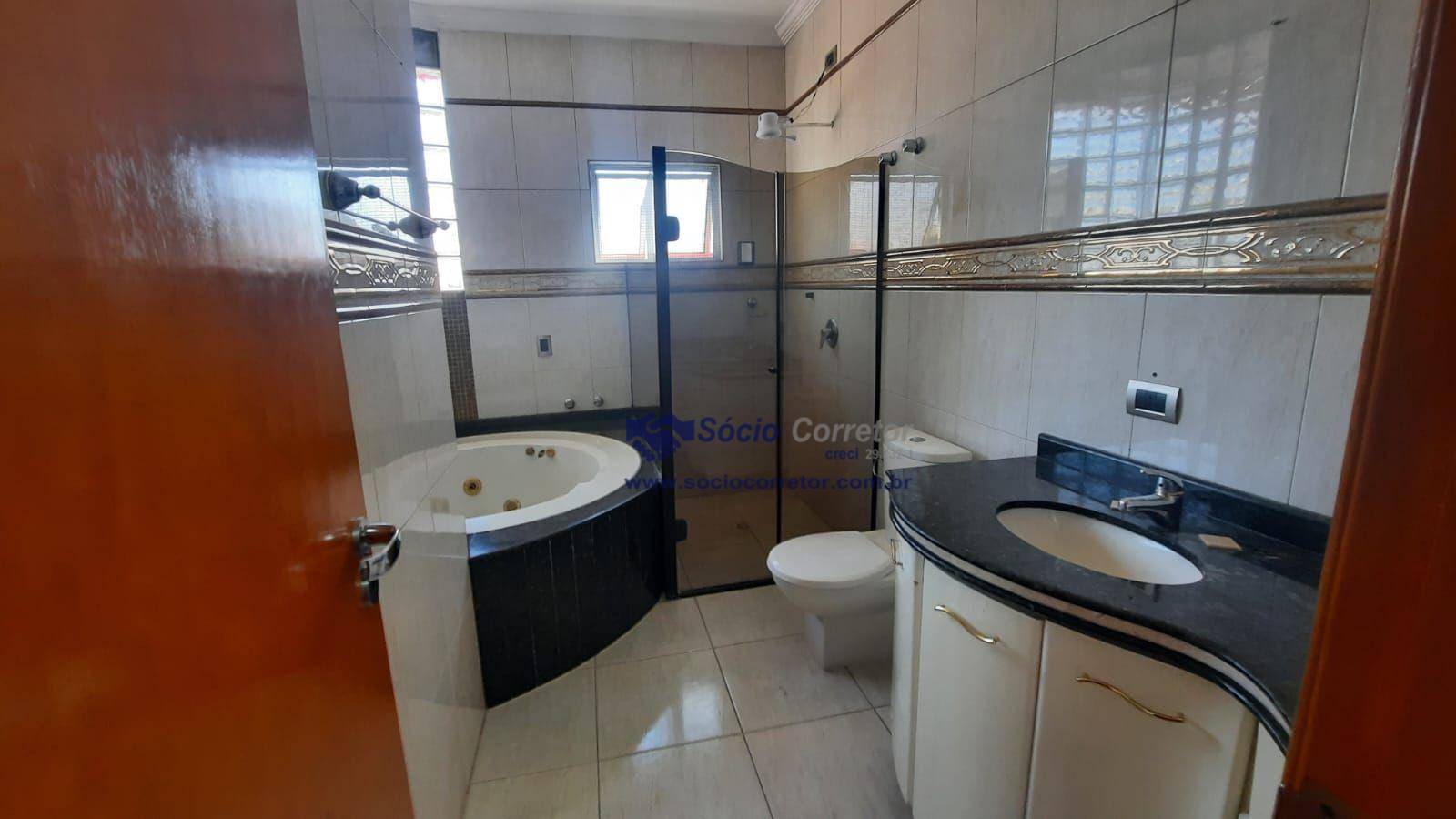 Sobrado à venda com 4 quartos, 246m² - Foto 39