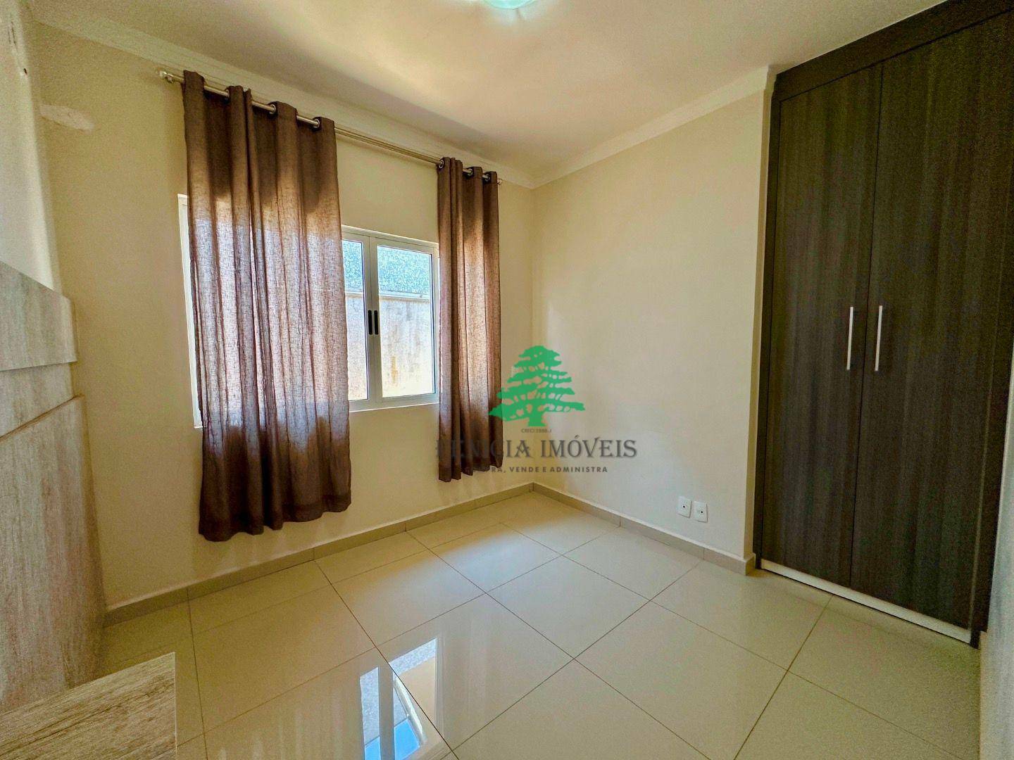 Casa à venda com 3 quartos, 214m² - Foto 27