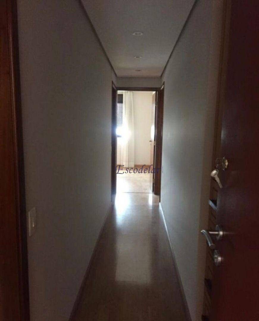 Apartamento à venda com 4 quartos, 225m² - Foto 31