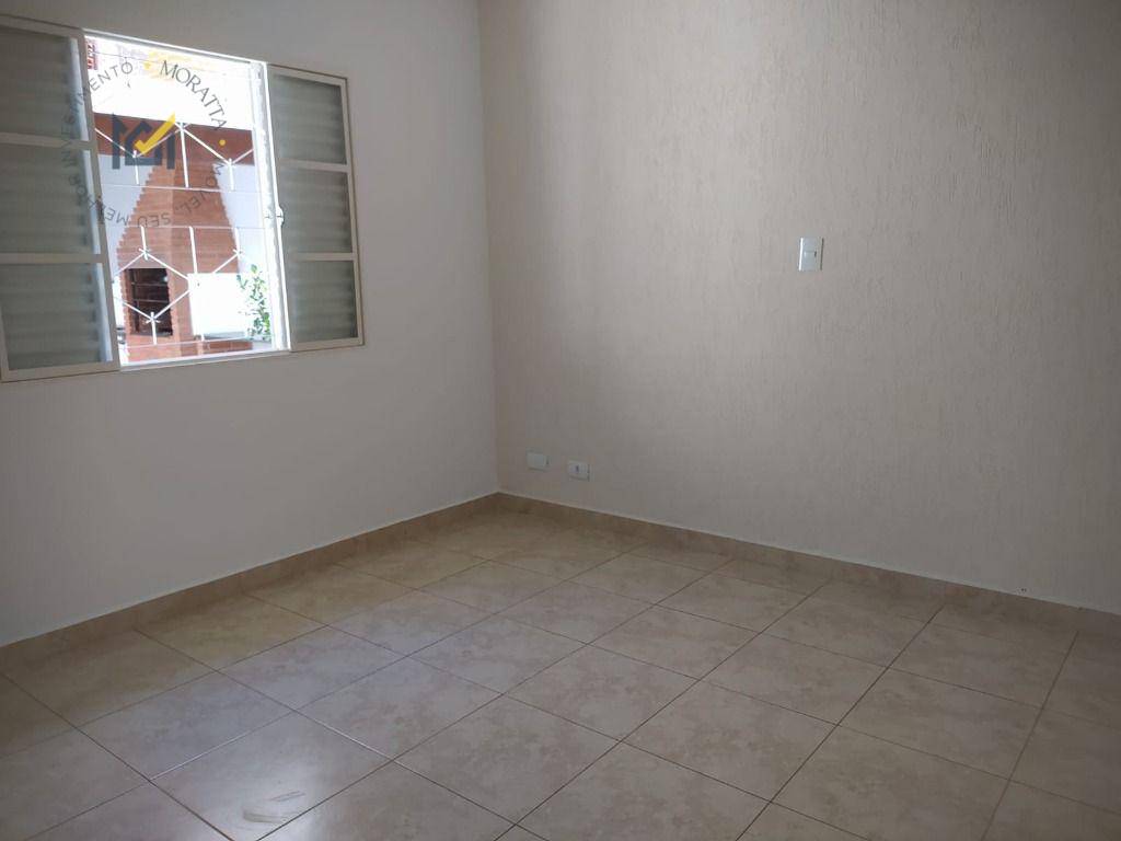 Casa para alugar com 3 quartos, 220m² - Foto 10