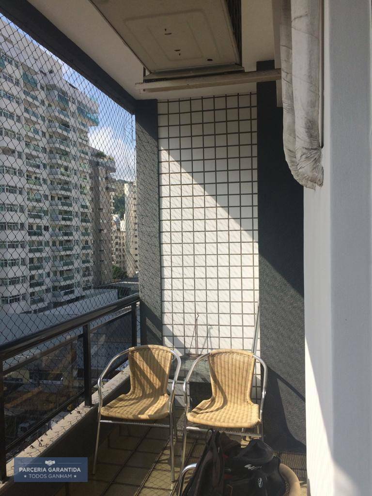 Apartamento à venda com 2 quartos, 240m² - Foto 3