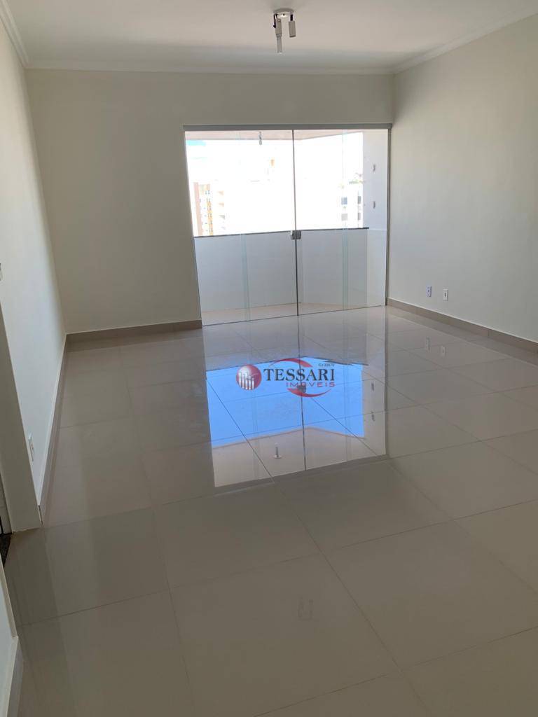 Apartamento à venda com 3 quartos, 128m² - Foto 4