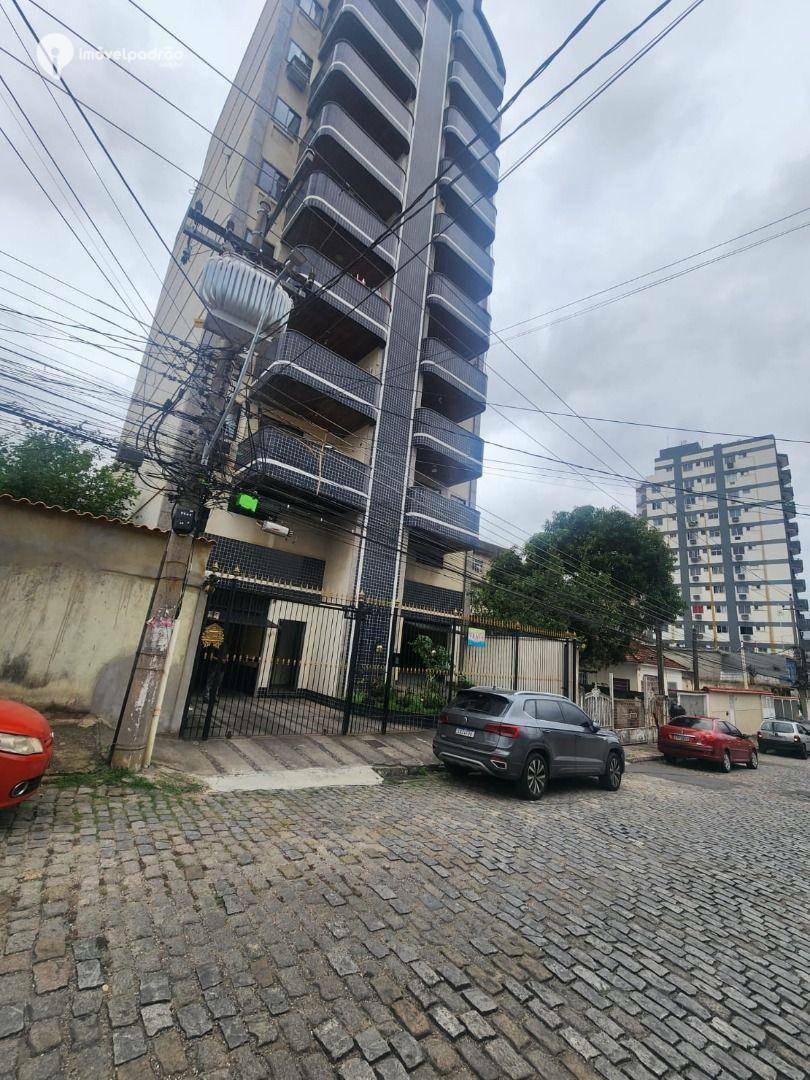 Apartamento à venda com 2 quartos, 90m² - Foto 31