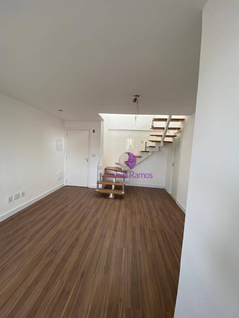 Cobertura à venda com 3 quartos, 170m² - Foto 4