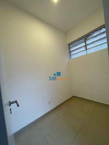 Apartamento para alugar com 3 quartos, 125m² - Foto 13