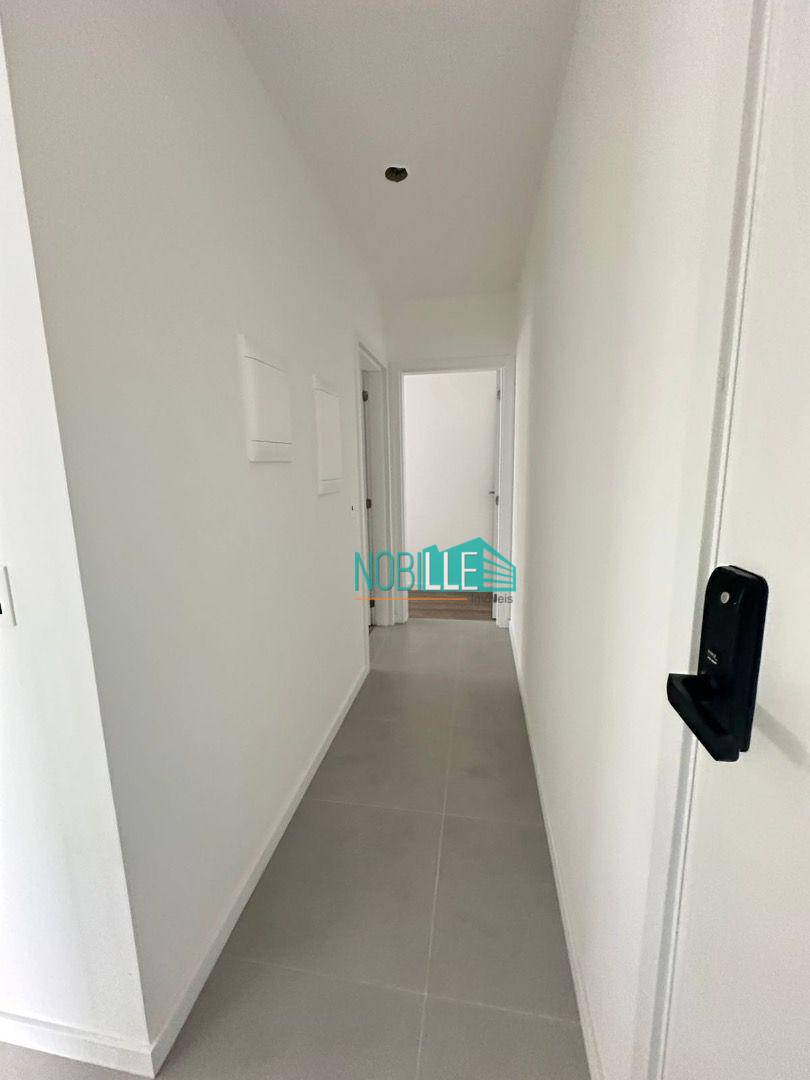 Apartamento à venda com 3 quartos, 96m² - Foto 9