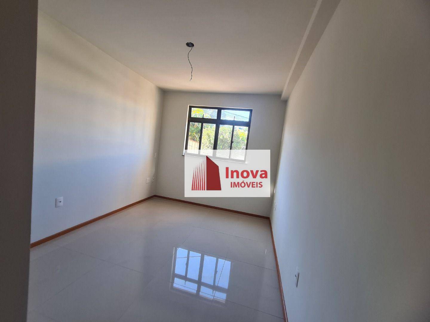 Apartamento à venda com 2 quartos, 70m² - Foto 13