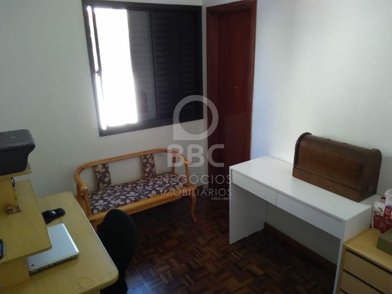 Apartamento à venda com 4 quartos, 220m² - Foto 22