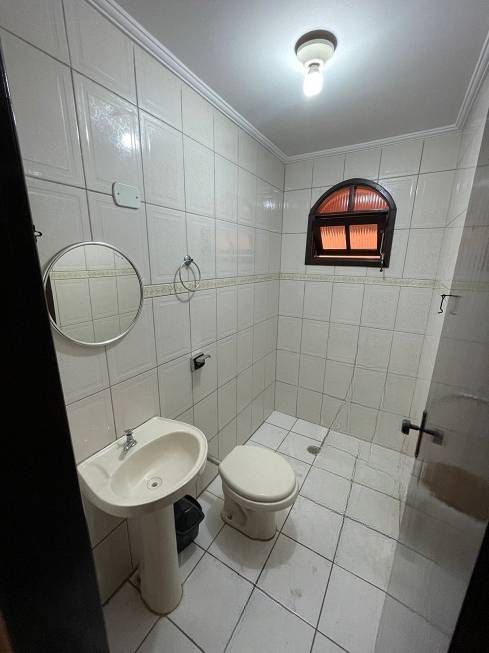 Sobrado para alugar com 3 quartos, 200m² - Foto 30