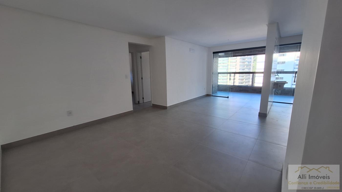 Apartamento à venda com 3 quartos, 120m² - Foto 2