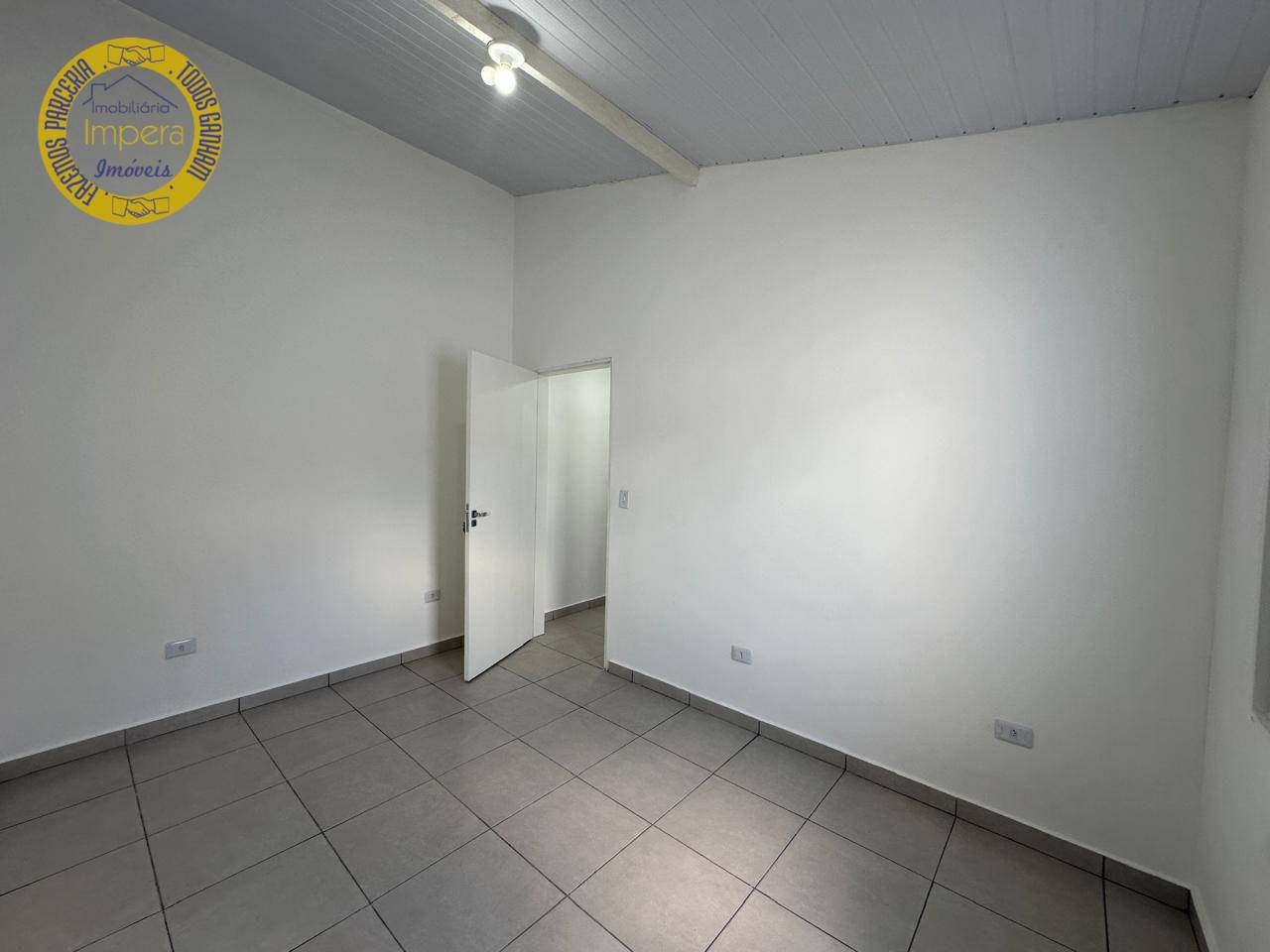 Casa para alugar com 1 quarto, 40m² - Foto 10